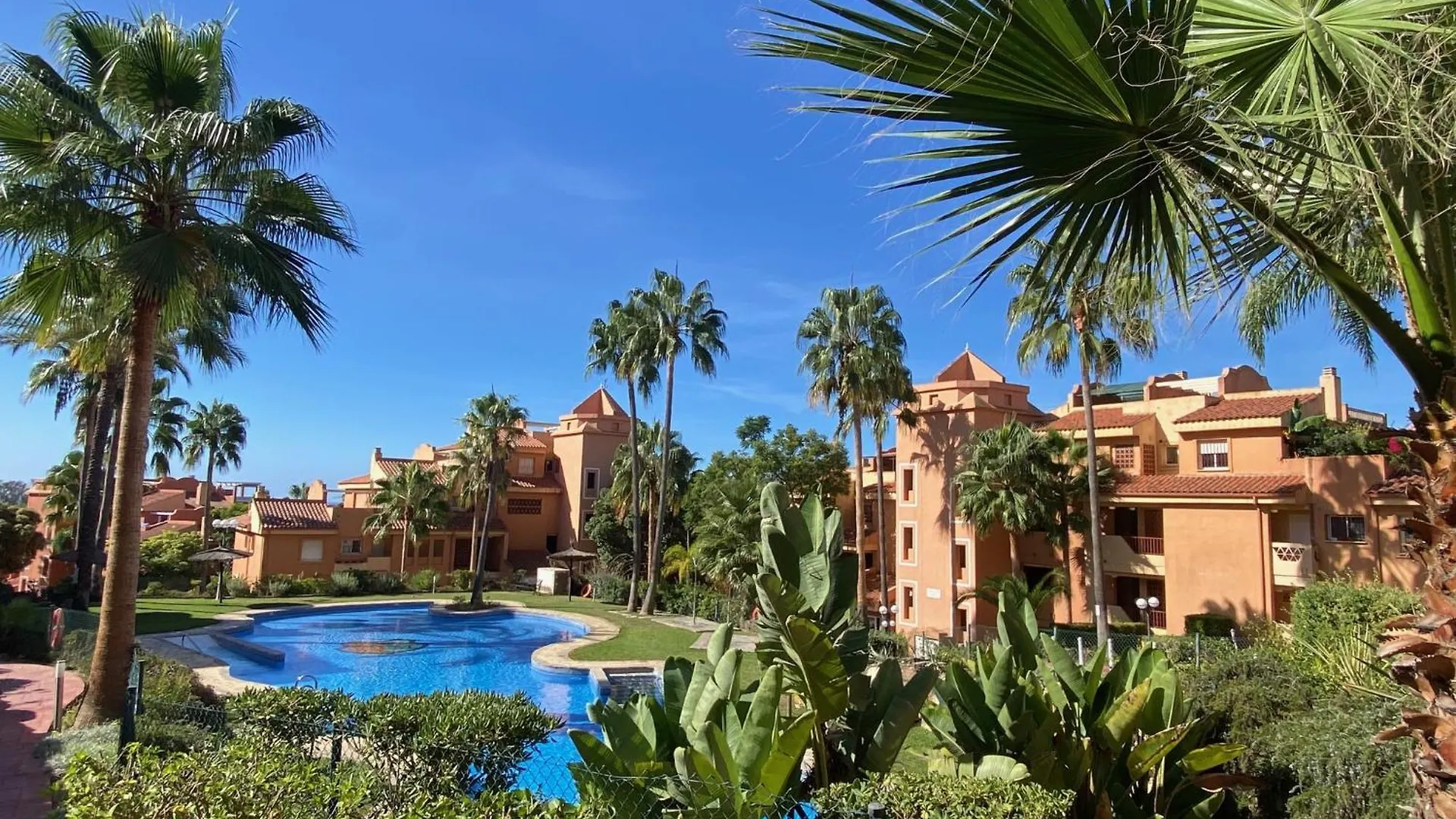 Apartamento Las Dunas Apartment Marbella
